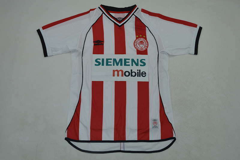 OLYMPIACOS 01-02