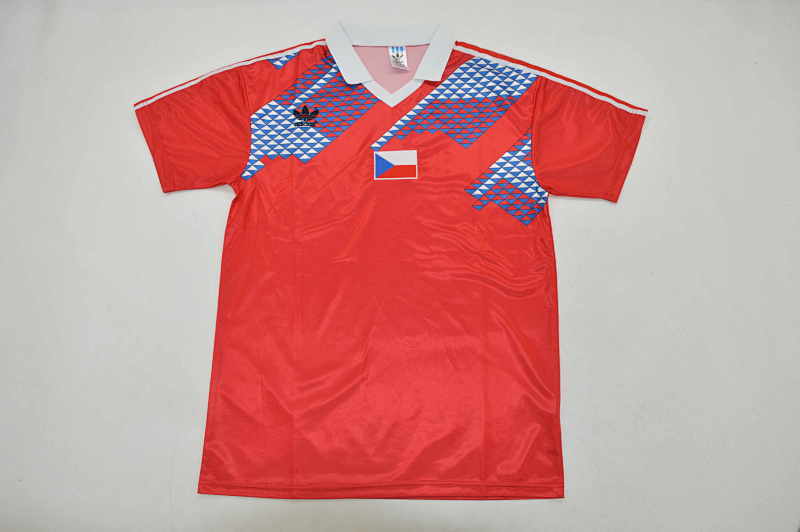 SLOVAKIA 1990
