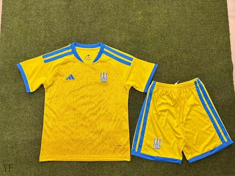 UKRAINE KID KIT