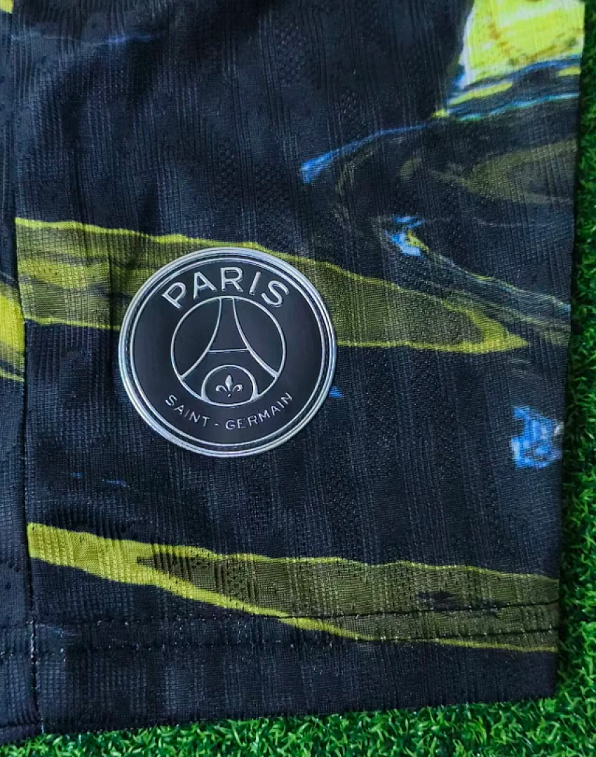 PARIS AUTHENTIC KID KIT