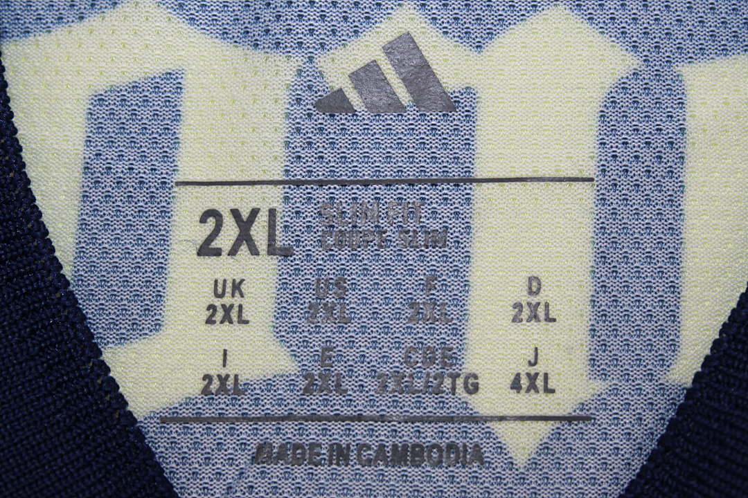 AMERICA LONG SLEEVE AUTHENTIC