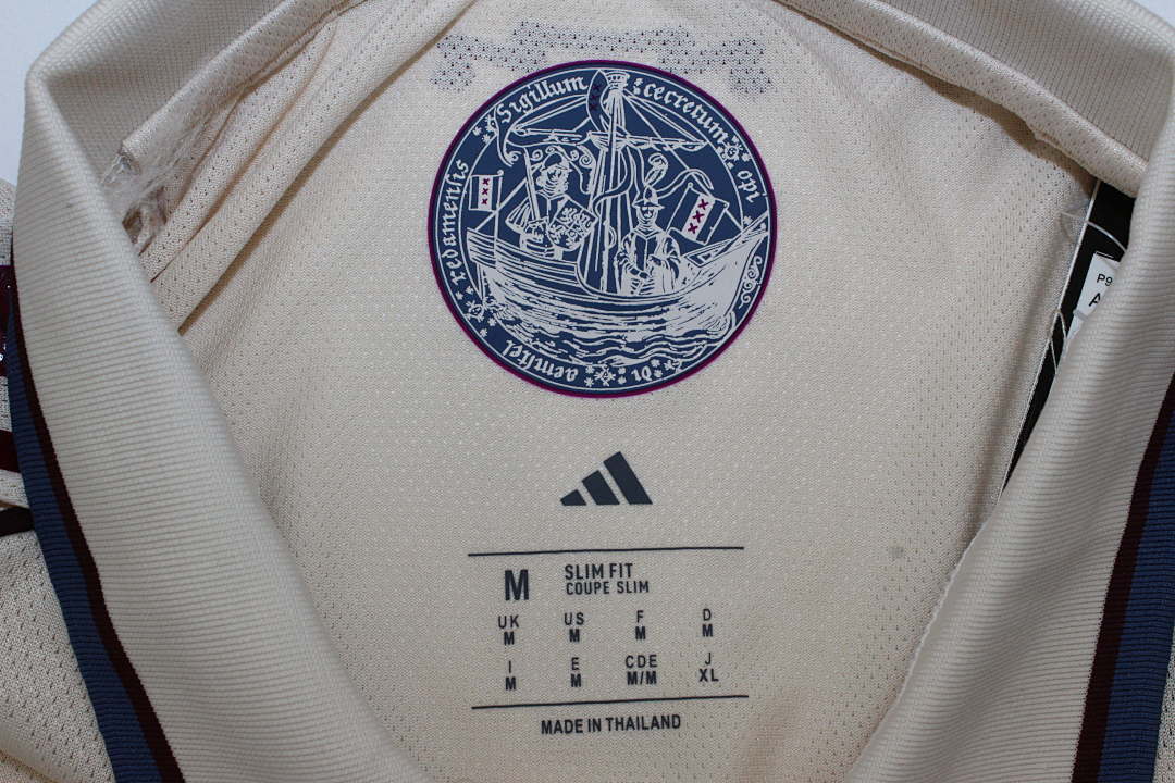 AJAX AUTHENTIC