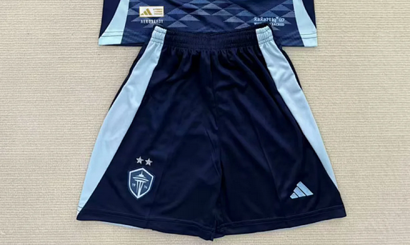 SEATTLES SOUNDERS SHORTS