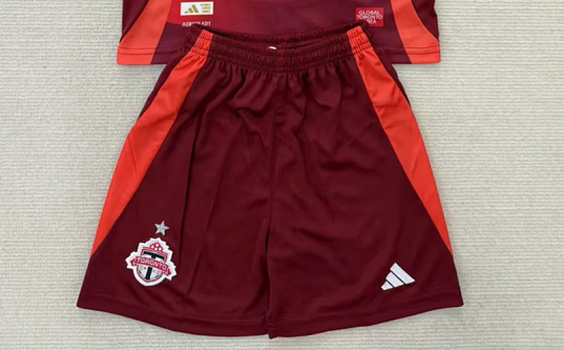 TORONTO FC SHORT