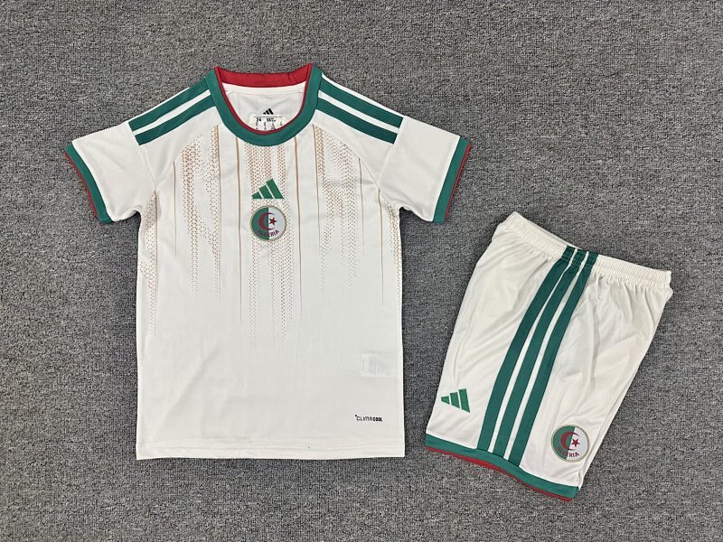 ALGERIA 26 KID KIT