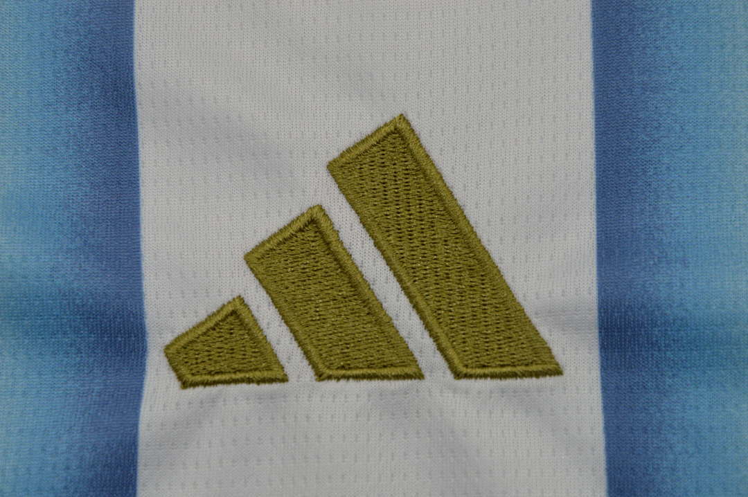 ARGENTINA 26 WOMEN CROP