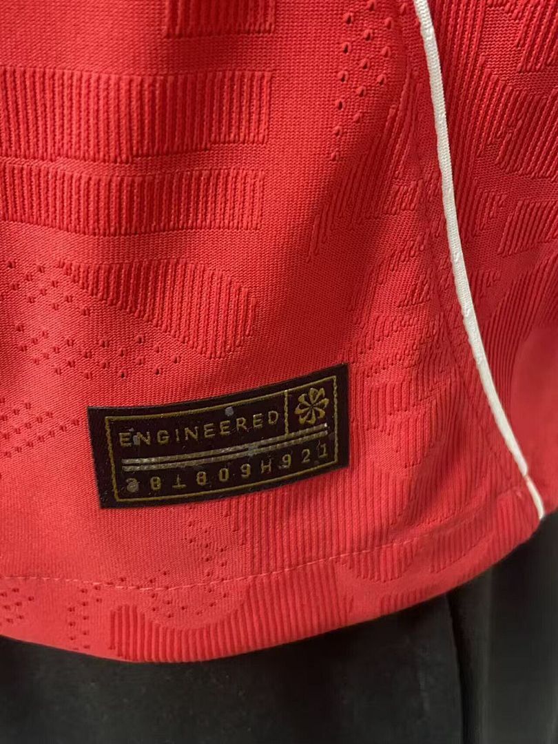 ENGLAND 26 PLAYER VERSION