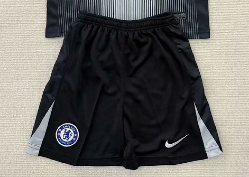 CHELSEA GK SHORT