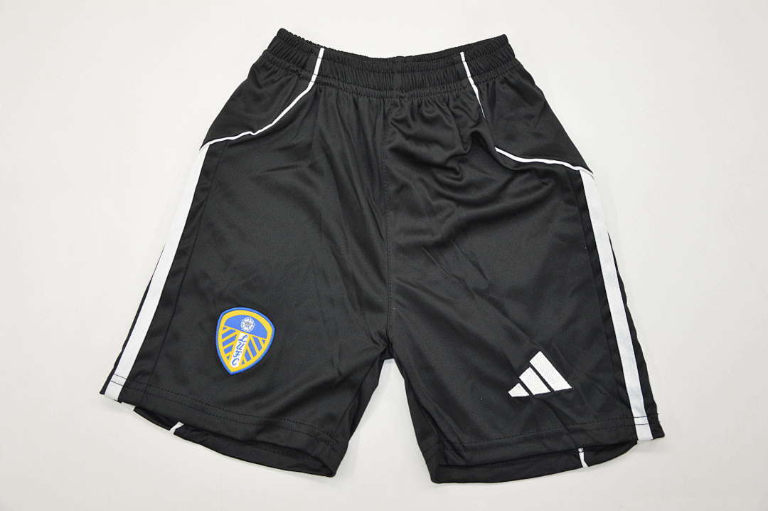 LEEDS UNITED KID KIT