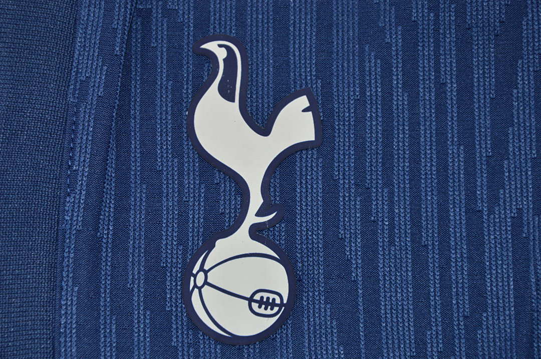 TOTTENHAM SHORT PLAYER VERSION