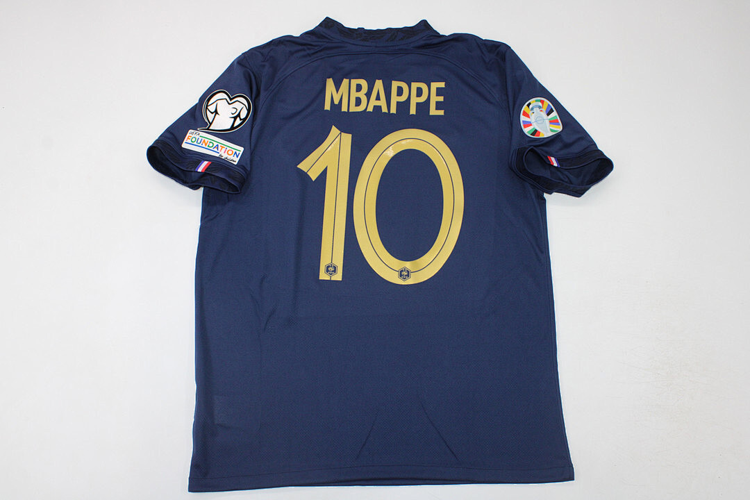 FRANCE 1